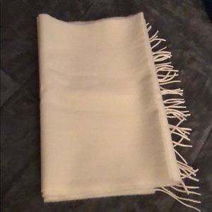 White cashmere-like scarf